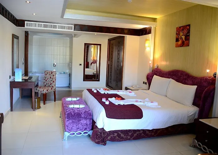 Üdülőközpont Rehana Prestige Luxury & 5*